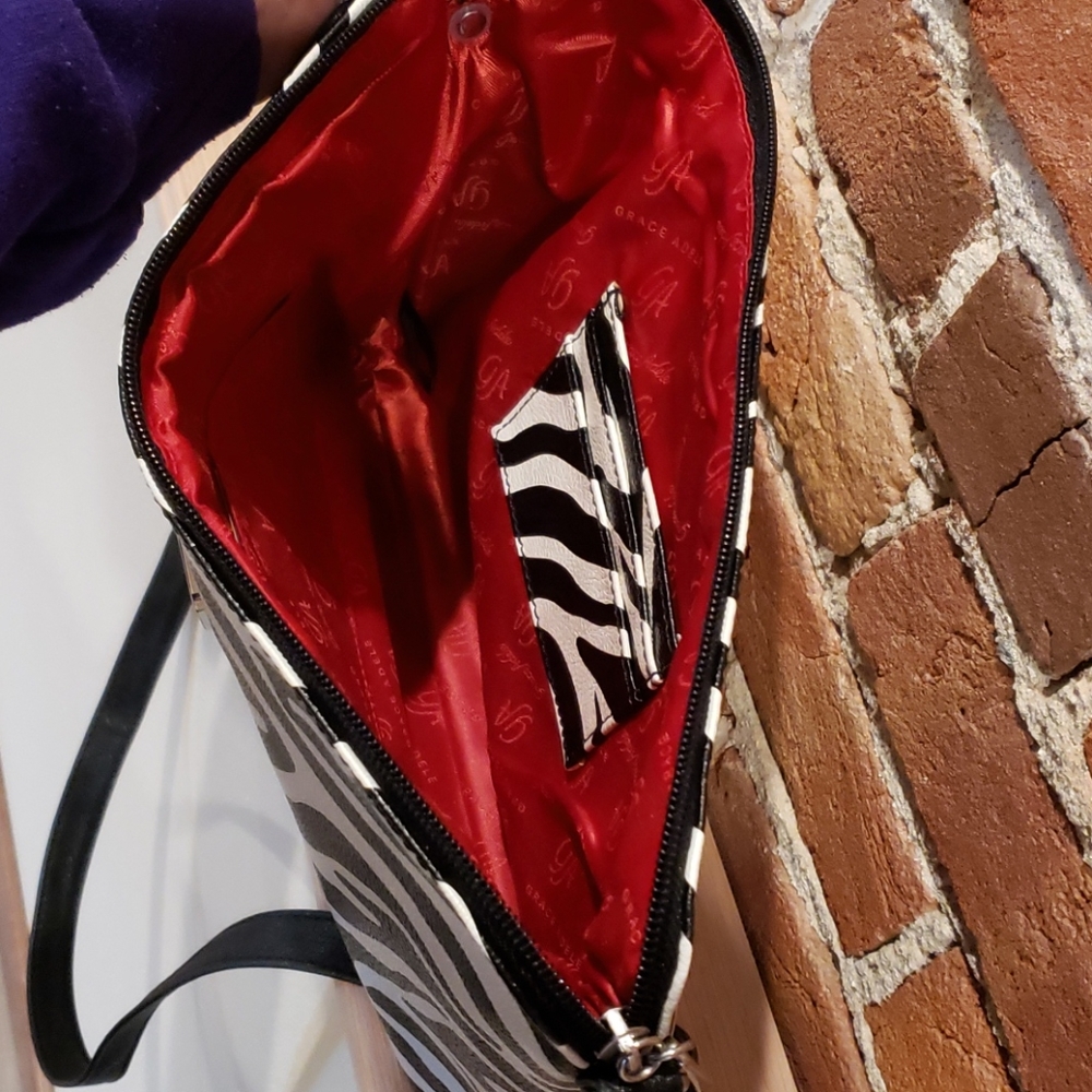 Grace Adele Zebra Tablet Tote - image 5